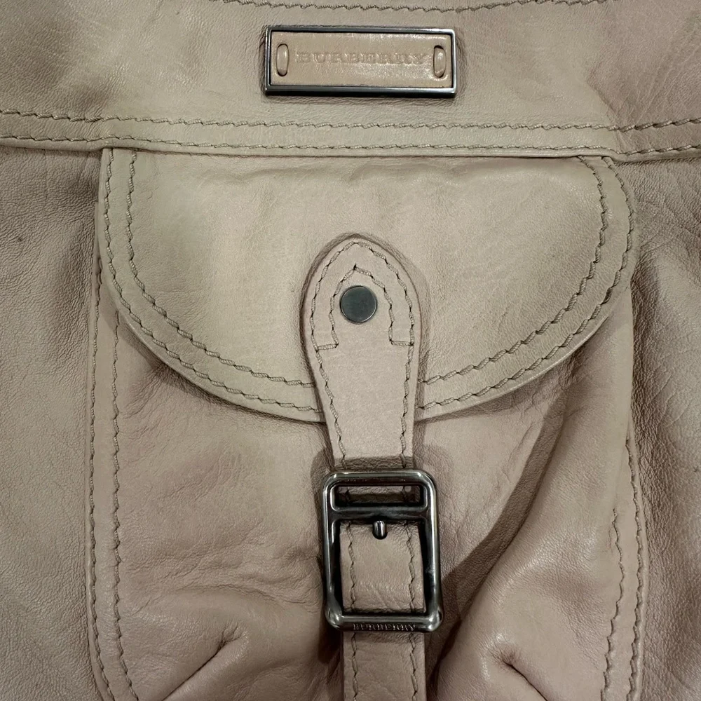 Burberry Vintage Whisper Pink Leather Crossbody Bag - Picture 6 of 14